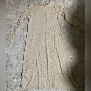 Vintage Long sleeved maxi knit dress, barley woven beige gray color